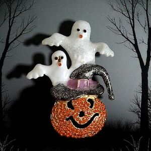 HALLOWEEN BROOCH